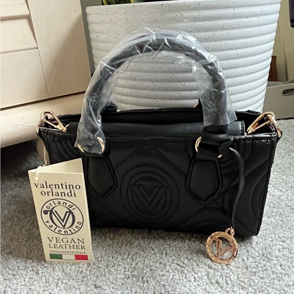 Valentino Orlandi Handbags - NWT Valentino Orlandi Black Leather Quilted Mini Tote Bag